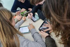 Esposizione a schermi in bambini e adolescenti, Position paper europeo