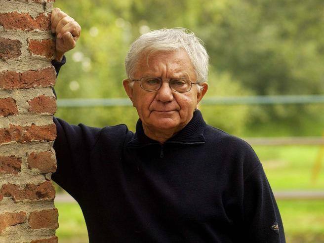 Addio a don Mazzi, morto a 96 anni il fondatore di Exodus