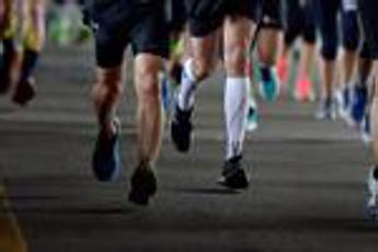 Il caldo è uno stress per il cuore, l’esperto: “Come fare una maratona da fermi”