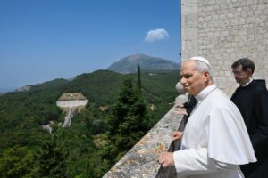 Il Papa a sorpresa visita l’abbazia di Montecassino