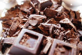 Basta annusarlo e in palestra si fa meno fatica, il super potere del cioccolato