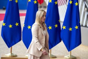 Migranti, Meloni “Con proposta sanzioni a trafficanti Ue va in direzione giusta”