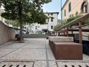 Valentano – Riqualificata parte di Piazzale Diaz, Bigiotti: “Stiamo cambiando il volto del paese”
