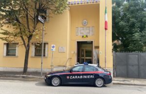 Pomezia – Lancia acido addosso al compagno provocandogli lesioni permanenti: arrestata ventinovenne