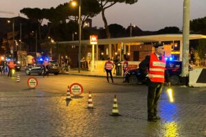 Roma – Maxi operazione di controllo a Termini con droni e nuclei mobili: 500 persone identificate dai carabinieri