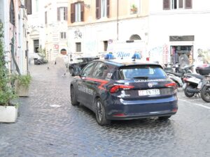 Giovane rapinato, sequestrato e torturato a Trastevere, arrestati due ventenni