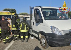 Civitavecchia – Scooter contro furgone a Sant’Agostino: giovane in gravi condizioni trasferito in elisoccorso