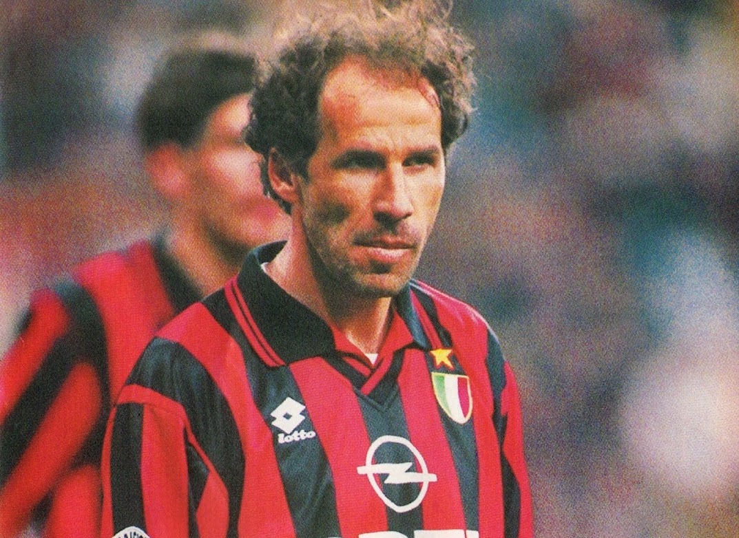 Franco Baresi è morto a 66 anni: il Milan e il calcio mondiale salutano una leggenda