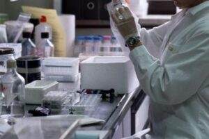 Un sensore può individuare Parkinson? Il segreto sono le lacrime