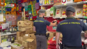 Parma, sequestrati oltre 16mila articoli non sicuri