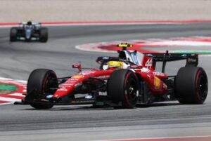 Formula 1, incidente Russell-Hamilton: Mercedes ritirata, rischio penalità per Lewis