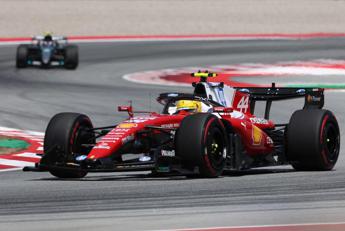 Formula 1, incidente Russell-Hamilton: Mercedes ritirata, rischio penalità per Lewis