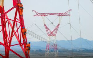 Cina, consumo di elettricità +5,3% nel primo semestre 2026. Trainano hi-tech e IA