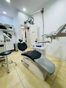 Civita Castellana, nonostante l’ordinanza di non potabilità negli ambulatori dentistici si continua ad operare