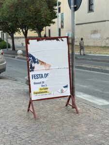 Viterbo – Manifesti di FdI vandalizzati, Buzzi: “Gesto vile contro il confronto democratico”