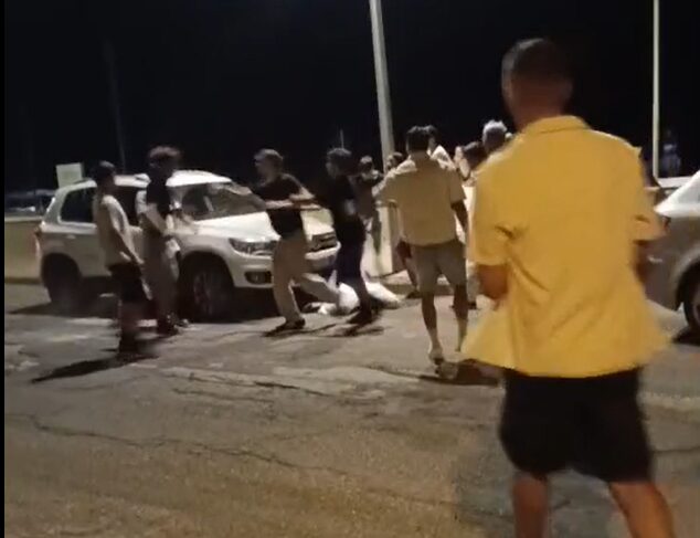Tarquinia – Botte da orbi al Lido tra giovani, degrado e insicurezza immortalati con un VIDEO