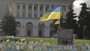 UE incassa 1,4 mld dai beni russi congelati e li destina all’Ucraina