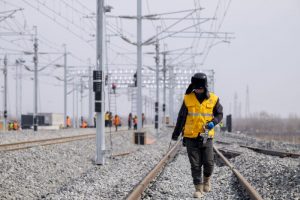 Cina, al via test per la linea ferroviaria ad alta velocità in zona permafrost