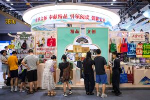 Cina, presentate le misure per stimolare i consumi nelle contee