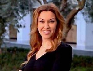 “Non guardate l’eclissi, io ho perso la vista”, il messaggio dell’ex deputata spagnola