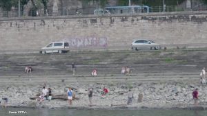 La siccità prosciuga il Danubio, soffre anche il turismo