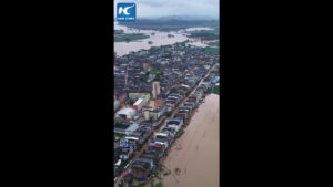 Cina, quasi 4.000 evacuati nel Guangxi per l’arrivo del tifone Narra
