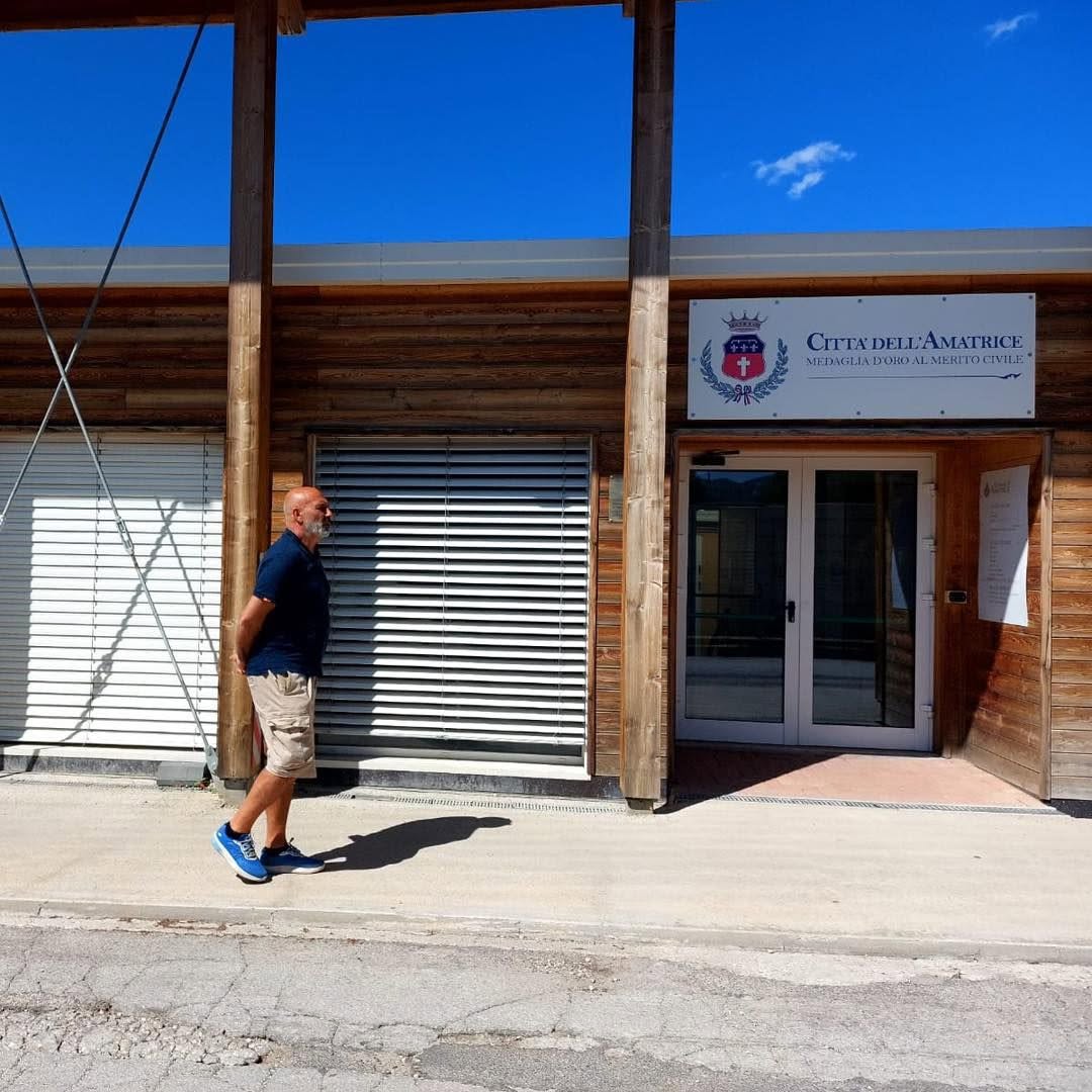 Pirozzi, “basta passerelle, giù le mani da Amatrice”