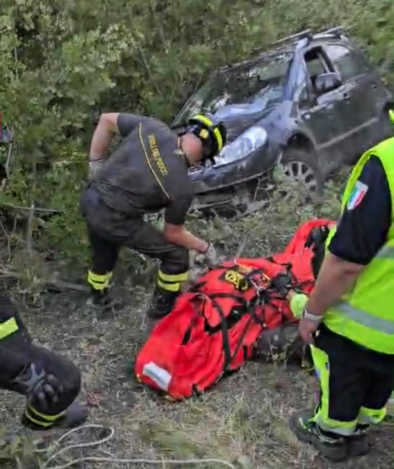 Bagnoregio – Scatta l’allarme per un uomo disperso, viene ritrovato dopo ore nell’auto ribaltata