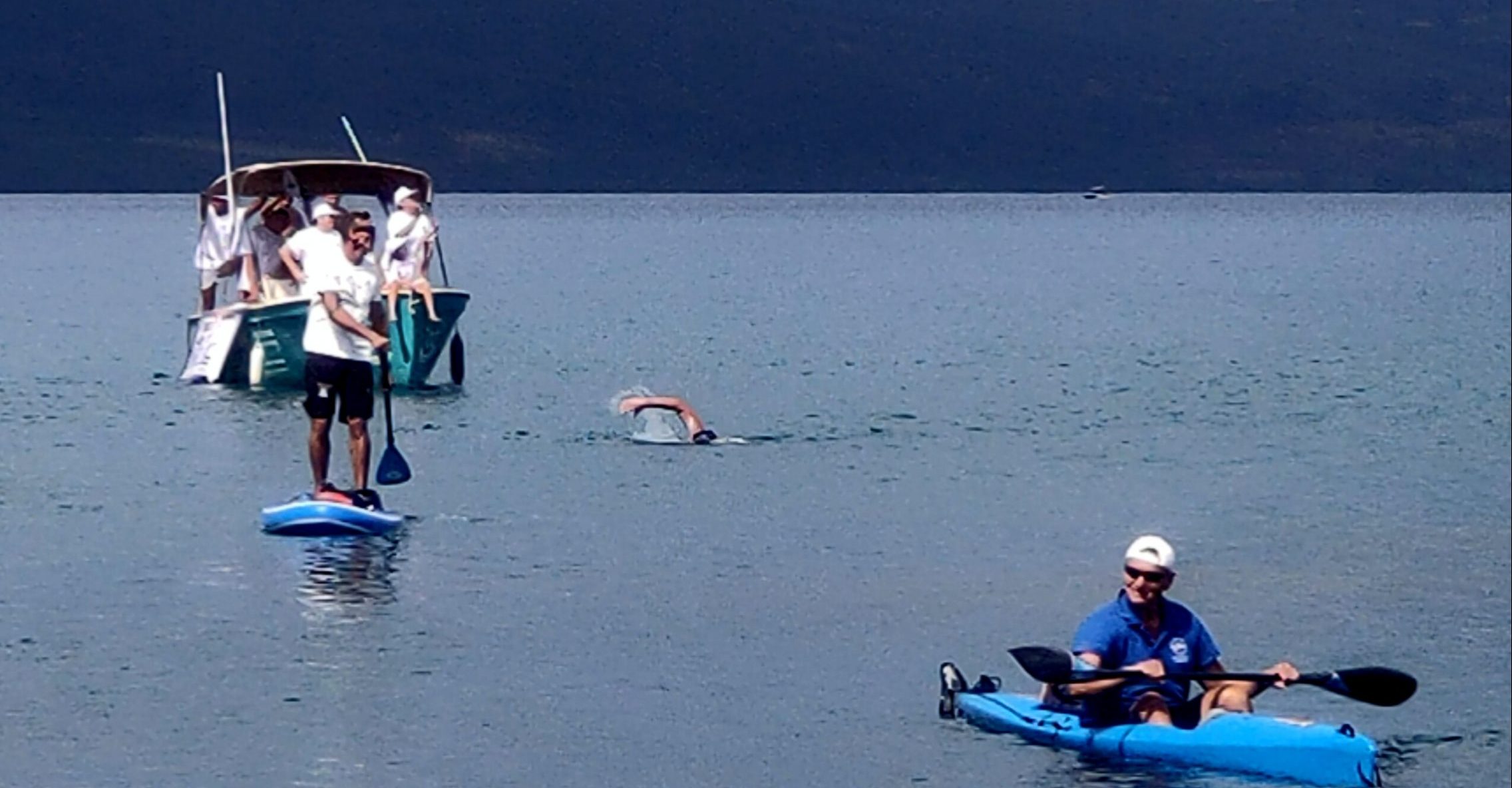 In sette ore circumnaviga a nuoto il Lago di Bracciano, Umberto Casani a Hero Bracciano