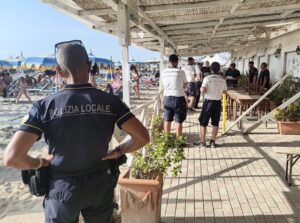 Tarquinia – Sequestrato un chiosco sulla spiaggia di Sant’Agostino