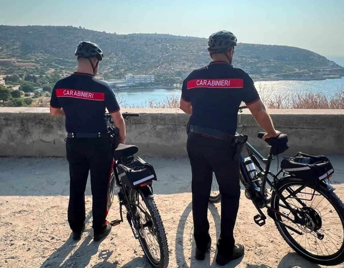 Estate più sicura a Montalto di Castro: sul litorale arrivano le pattuglie dei Carabinieri in e-bike