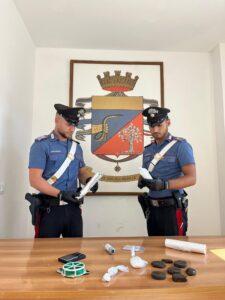Ai domiciliari nascondeva un tesoro di droga: 71enne arrestato a Cerveteri