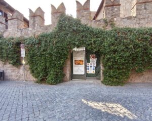 Viterbo – Malore in cantiere a piazza San Carluccio: muore un operaio