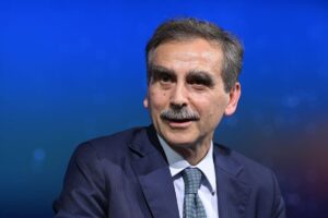 Mps, Lovaglio prepara le contromosse all’Opas di Intesa Sanpaolo