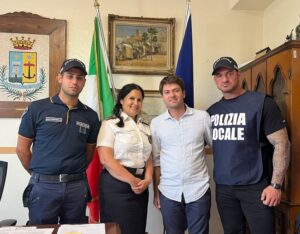 Santa Marinella, due nuovi agenti entrano nella Polizia locale: rafforzato il presidio del territorio
