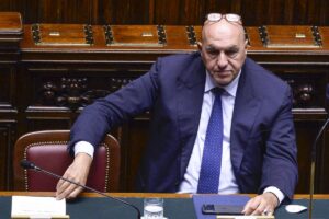 Iraq, Crosetto “Concluso il rientro delle nostre Forze Armate, si apre nuova fase”