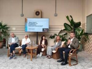 Leucemia mieloide cronica, l’indagine: “solo 1 paziente su 3 è a proprio agio nel porre domande all’ematologo”