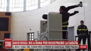 Morte David Rossi, a Storie Italiane immagini della ricostruzione della caduta