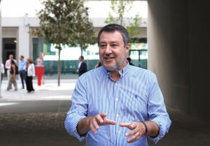 Salvini a Pontida “Proporrò congresso straordinario a ottobre, uniti si vince”