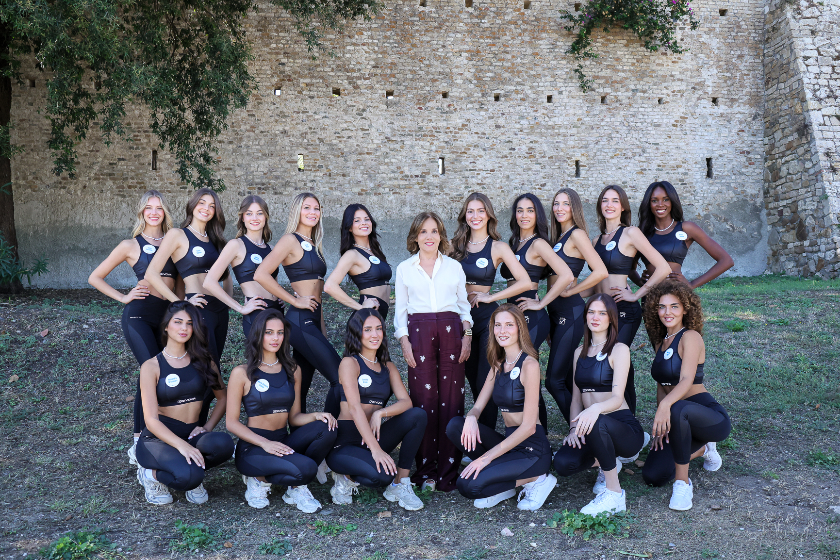 Miss Italia 2026, gran finale con le 16 concorrenti al Castello di Santa Severa