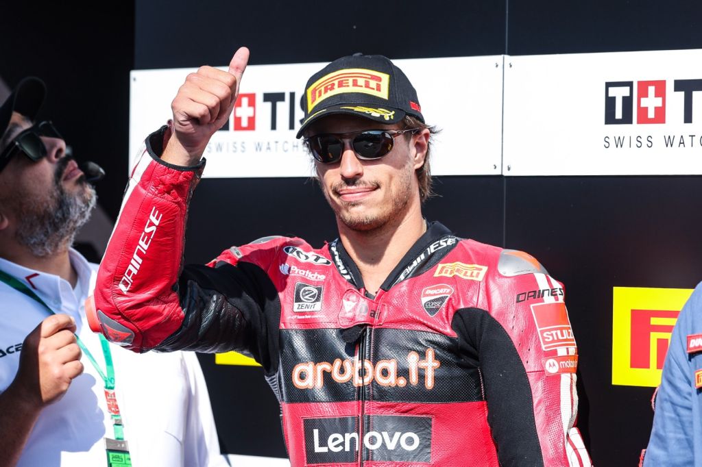 Nicolò Bulega campione del mondo di Superbike “Sono incredibilmente felice”