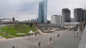 La Bce alza i tassi di 25 punti base