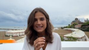 Venezia, Martina Ferragamo porta al Lido il corto “Un passo alla volta”