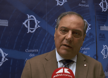 Ai, Anelli (Fnomceo): “Algoritmi non possono capire il disagio del paziente”
