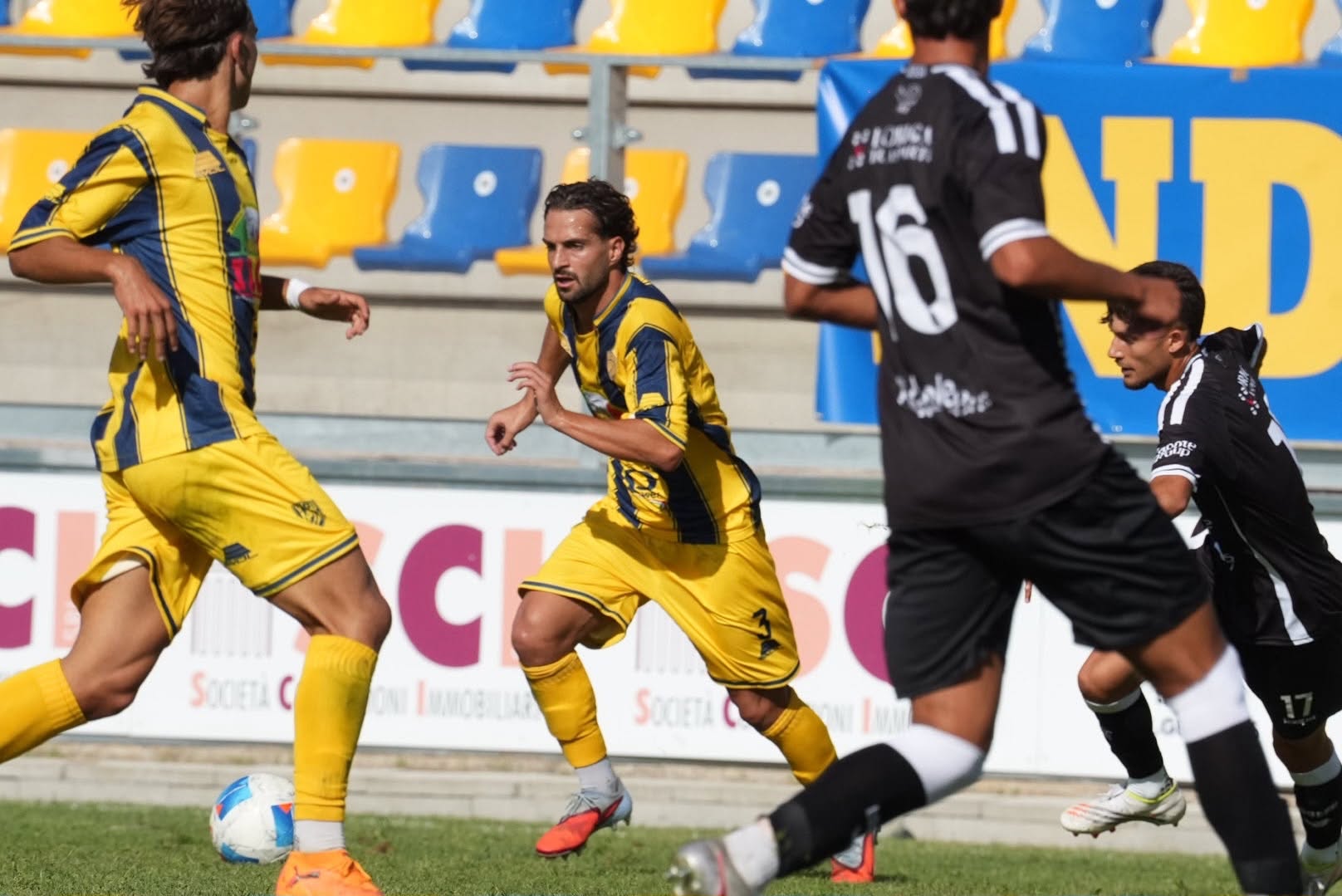 Calcio – Viterbese, colpo in Sardegna: 2-0 al Sarrabus Ogliastra