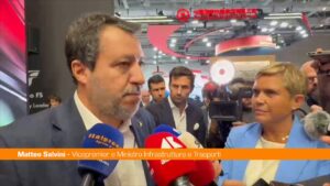 Conti pubblici, Salvini “Non possiamo restare bloccati da zero virgola”