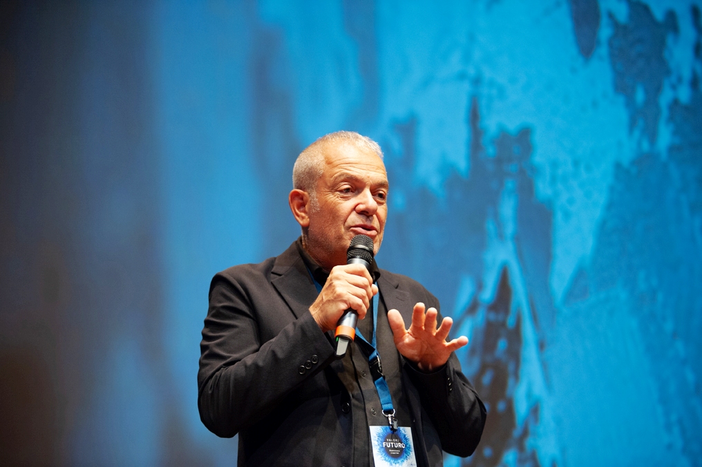 Civitavecchia – Eolico offshore, Gismondi: “Bene l’ok alla Via, ma l’obiettivo finale è l’hub sulle rinnovabili”
