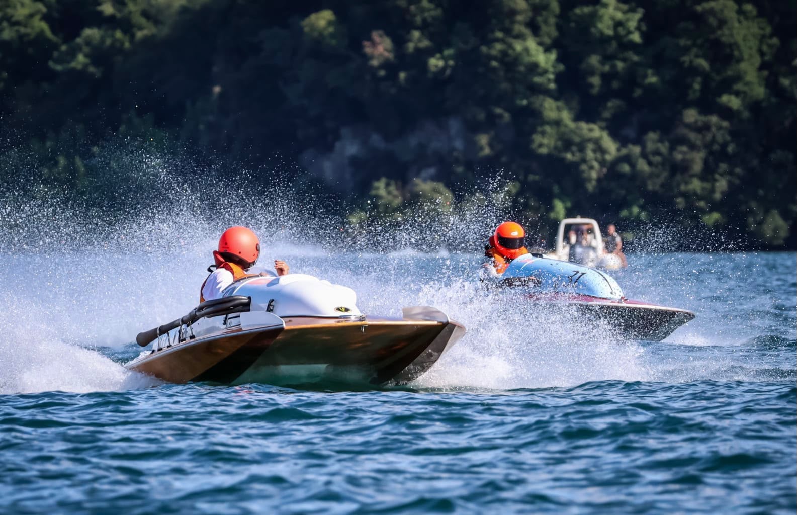 Marta, grande successo e commozione per il 3° Raduno “Barche Storiche Da Corsa – Memorial Alberto Lisoni”