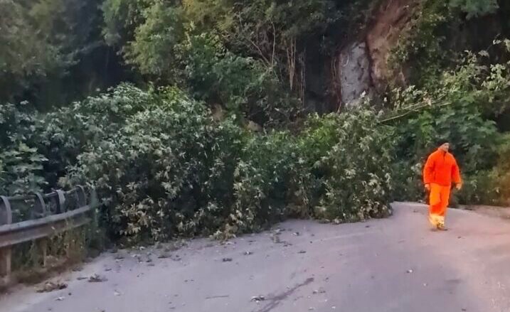 Vignanello – Frana sulla Vignanellese, strada chiusa