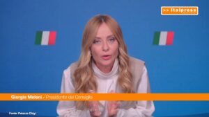 Scuola, Meloni “Il tetto agli studenti stranieri favorisce l’integrazione”